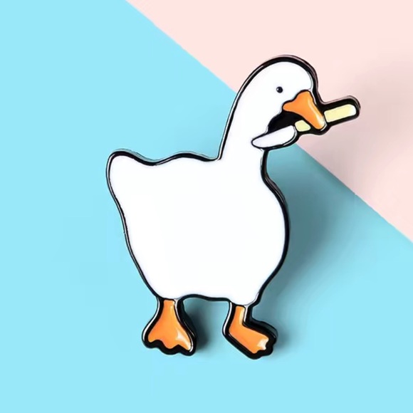 3/$25 Duck with Knife Pin Badge Brooch - Picture 4 of 7